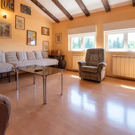 Valkane Pet Friendly 150m From The Stunning Valkane Beach, Indoor Pools-fitness And Mall