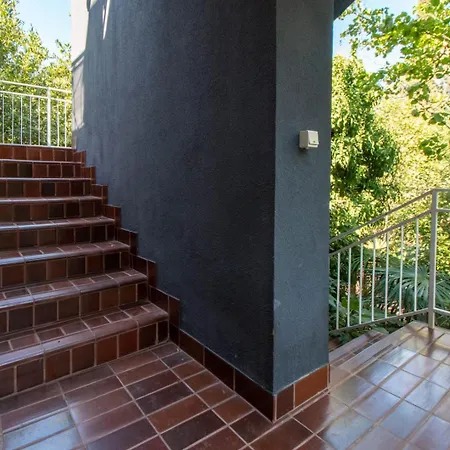 Valkane Pet Friendly 150m From The Stunning Valkane Beach, Indoor Pools-fitness And Mall Pula