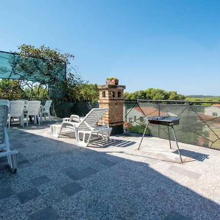 Valkane Pet Friendly 150m From The Stunning Valkane Beach, Indoor Pools-fitness And Mall Apartamento